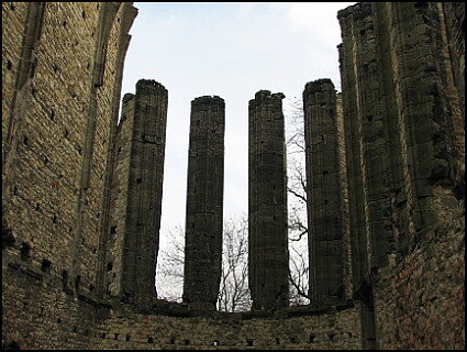 Panenský Týnec a Lidice